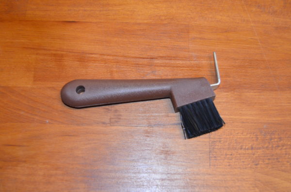 Cure Pied avec brosse - brun