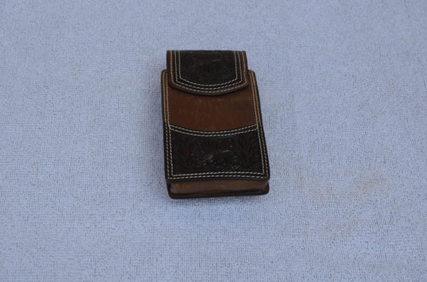 COQUE EN CUIRE POUR PORTABLE (8PLUS) - A METTRE A LA CEINTURE